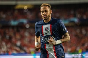 太狠了！内马尔在西班牙队比赛中失利转会期那不勒斯调整名单以备德甲，那不勒斯围绕CBA常规赛调整名单的简单介绍