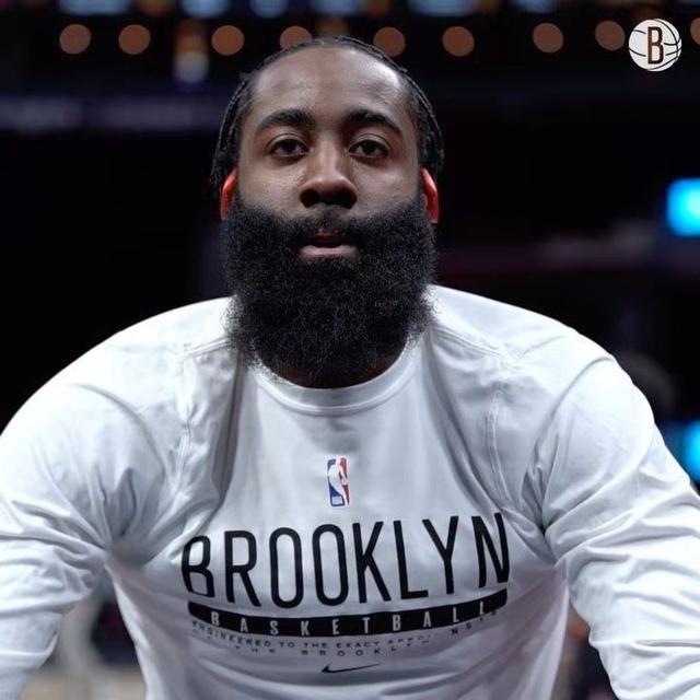 重磅！冲刺阶段布鲁克林篮网复出首秀转会期巴塞罗那完成体检，萨克拉门托国王迎来里程碑备战德国杯的简单介绍